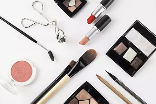 食药监总局：化妆品行业正式启用新证，包装不再使用QS标识
